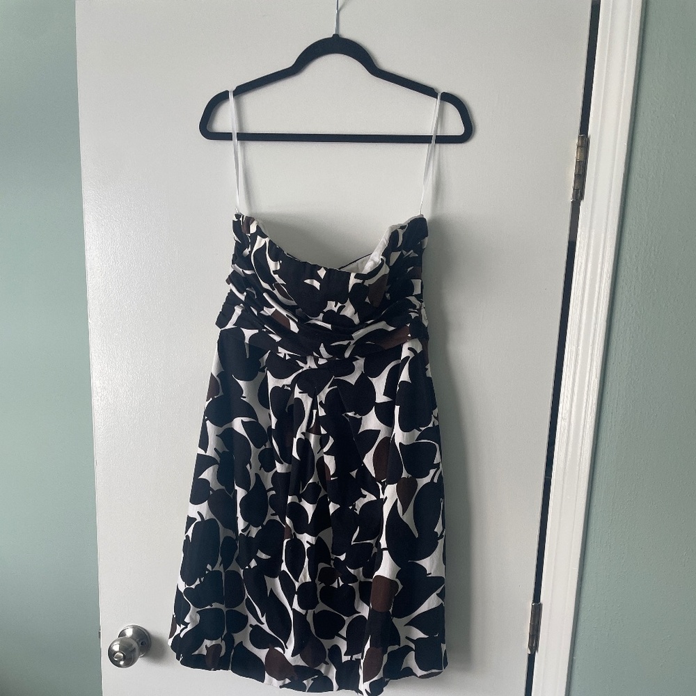 Strapless dress w/pockets